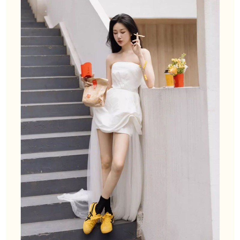 Gaun Pagi Tanpa Tali Warna Put - Outdoor Lighting For Photography ulasan dan harga